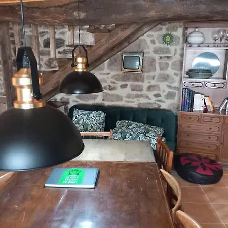 A Casa Da Touza * Pensos